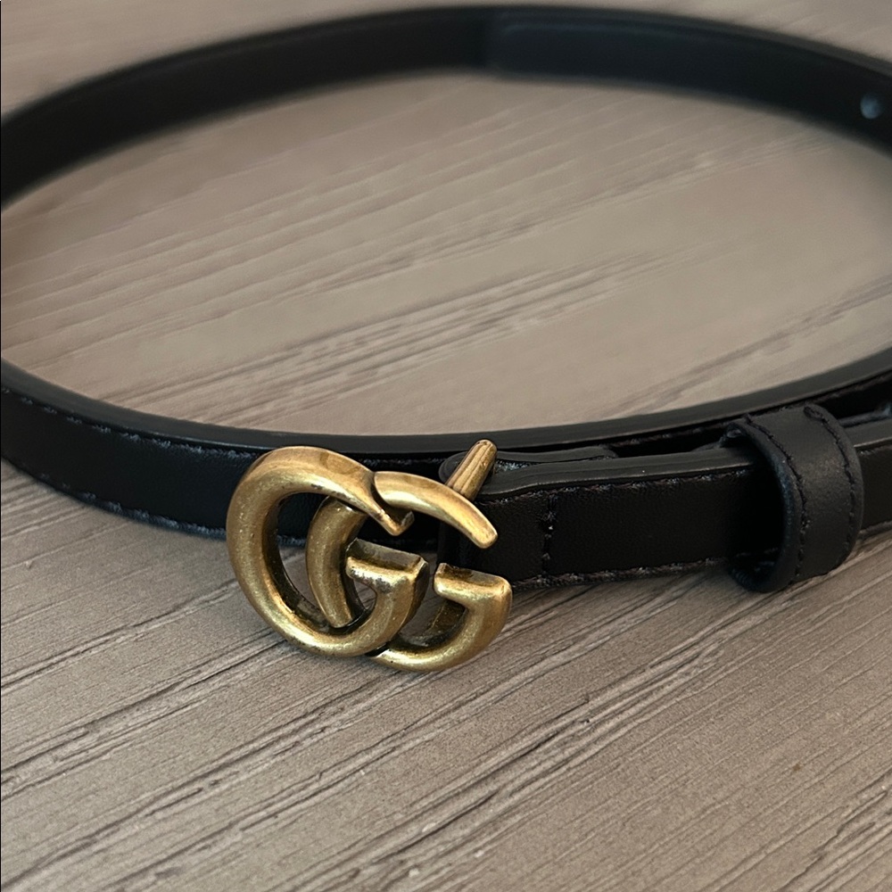Black Belt with Gold Buckle - Picture 4 of 8